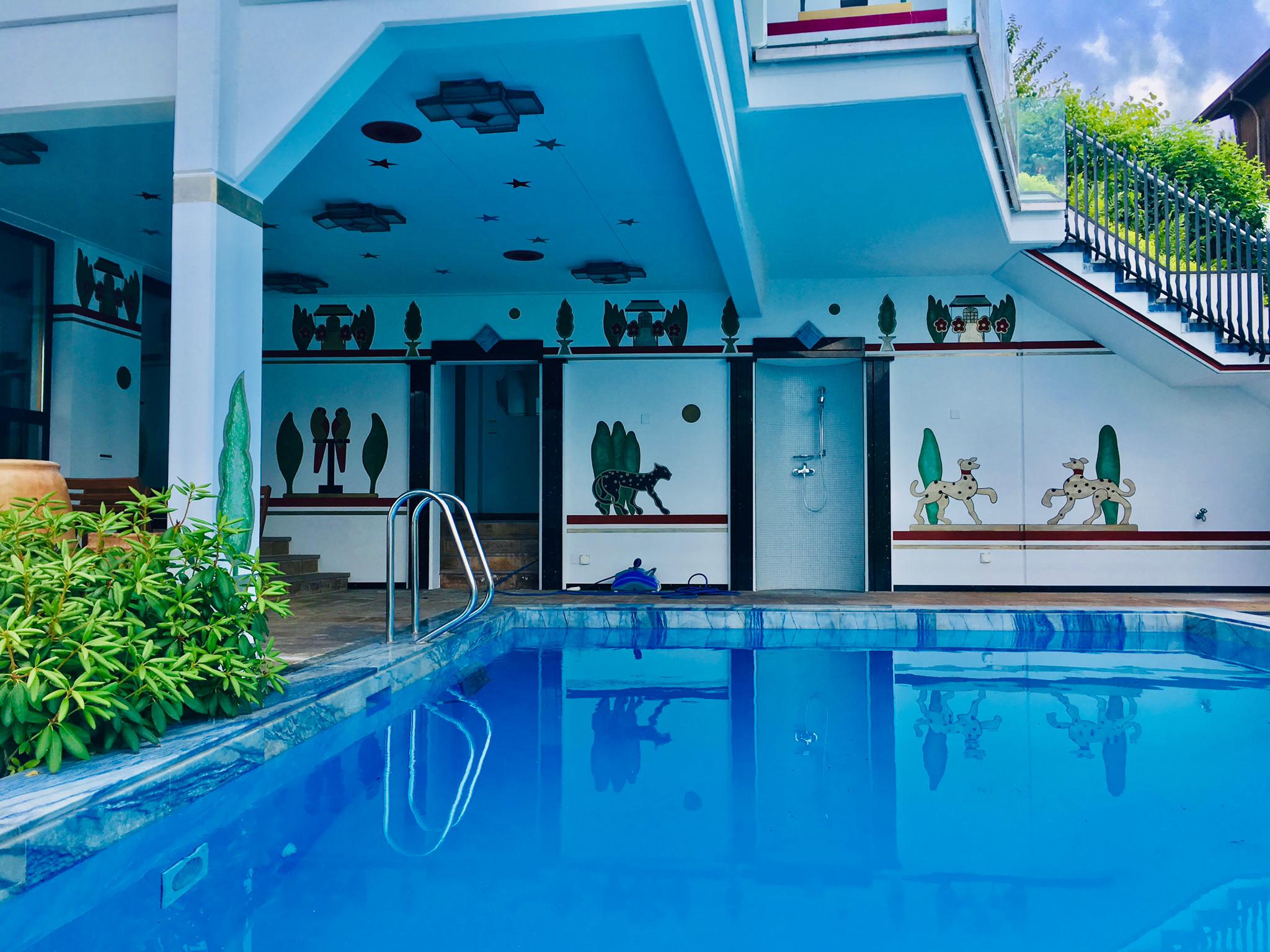 STUNNING 5 BEDROOM VILLA WITH BREATHTAKING LAKE VIEWS